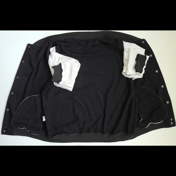 Overwatch Snap Button Sweater - Picture 4 of 11